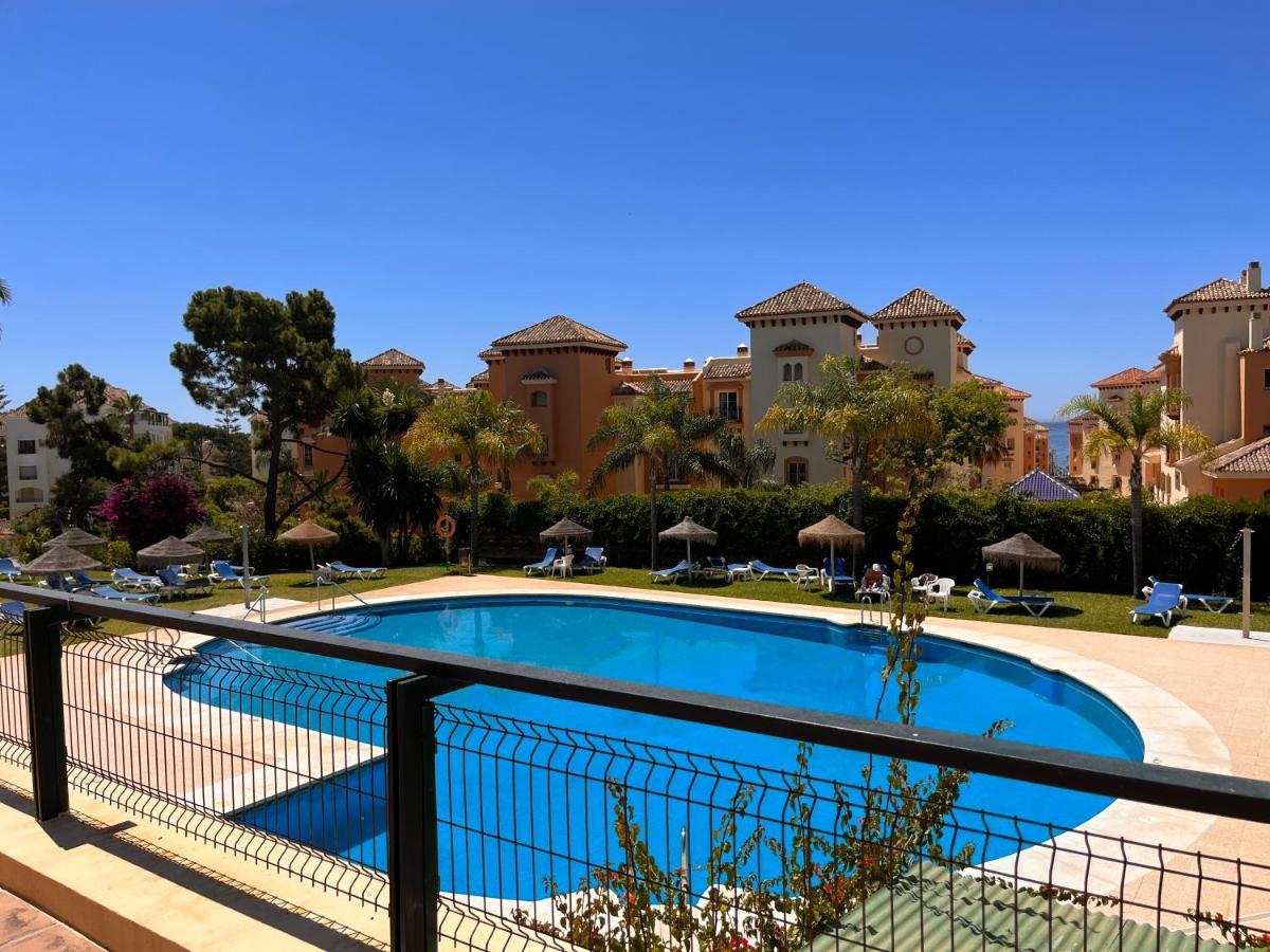 Vistas Al Mar Marbella Del Este Buitenkant foto